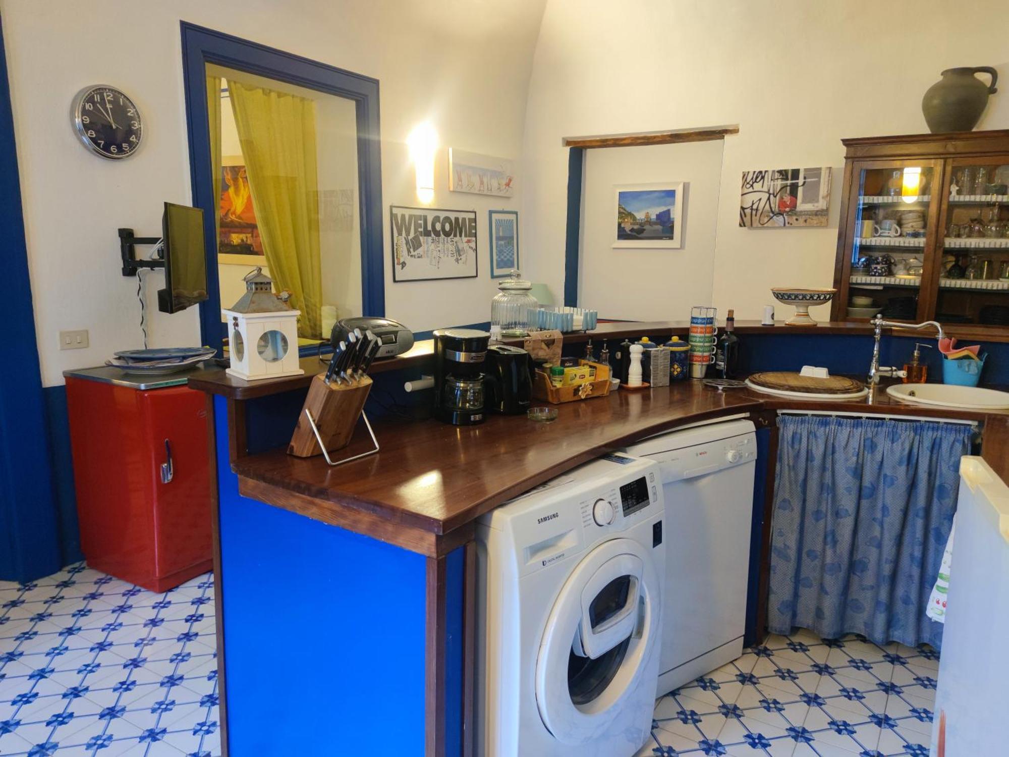 Апартаменты Casabluette A Minori - Amalfi Coast Экстерьер фото