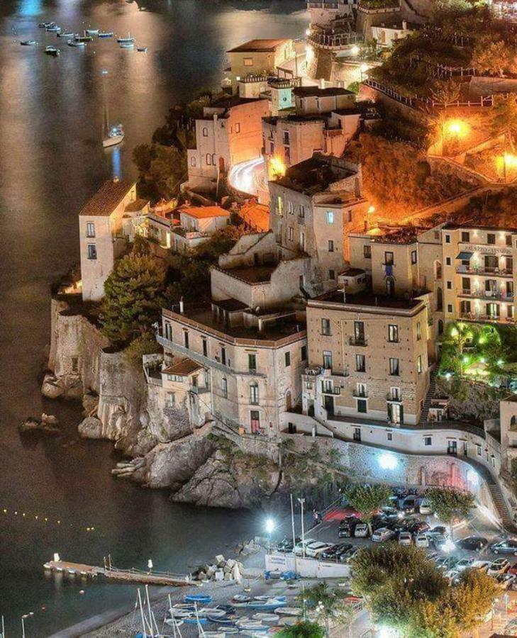 Апартаменты Casabluette A Minori - Amalfi Coast Экстерьер фото